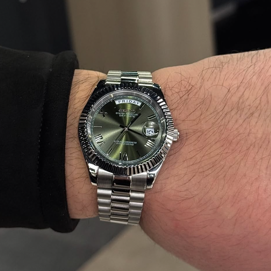 LUNORO® Imperial Emerald Dial