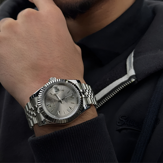 LUNORO® Chrome Roman Numeral Dial