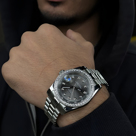 LUNORO® Moonstone Diamond Dial